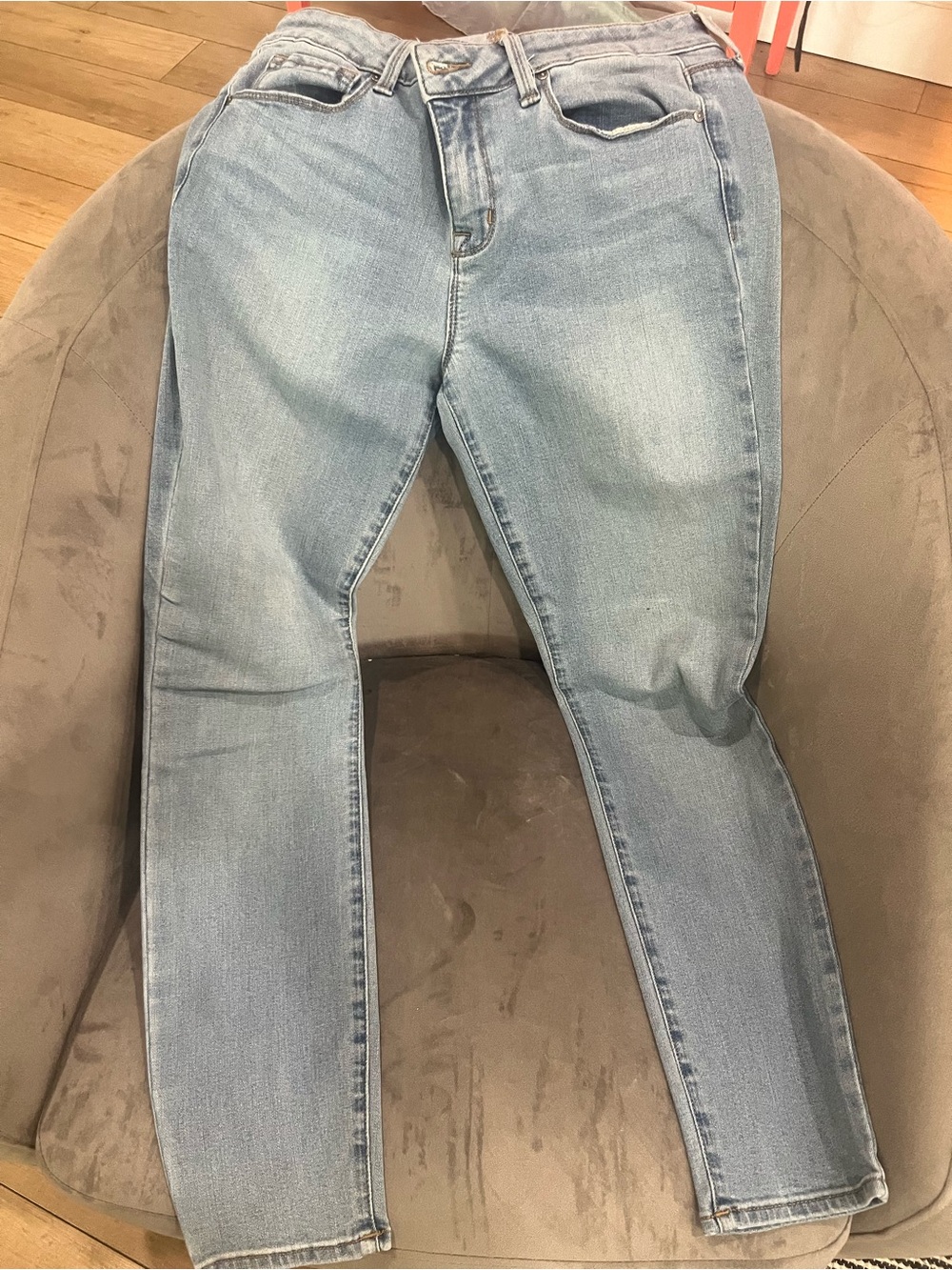 Light Wash Skinny Jeans